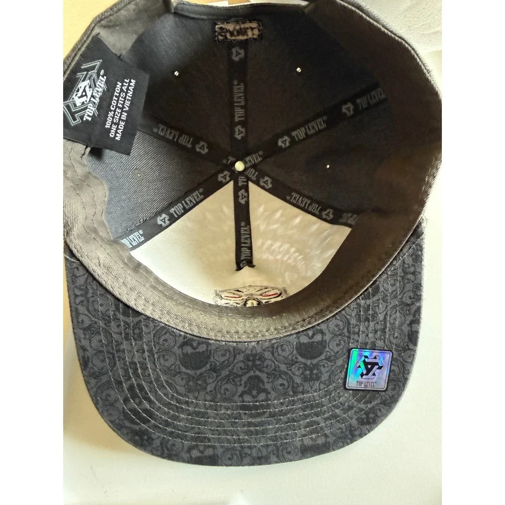 Top Level Gray Skull Snapback Hat Flat Brim One size